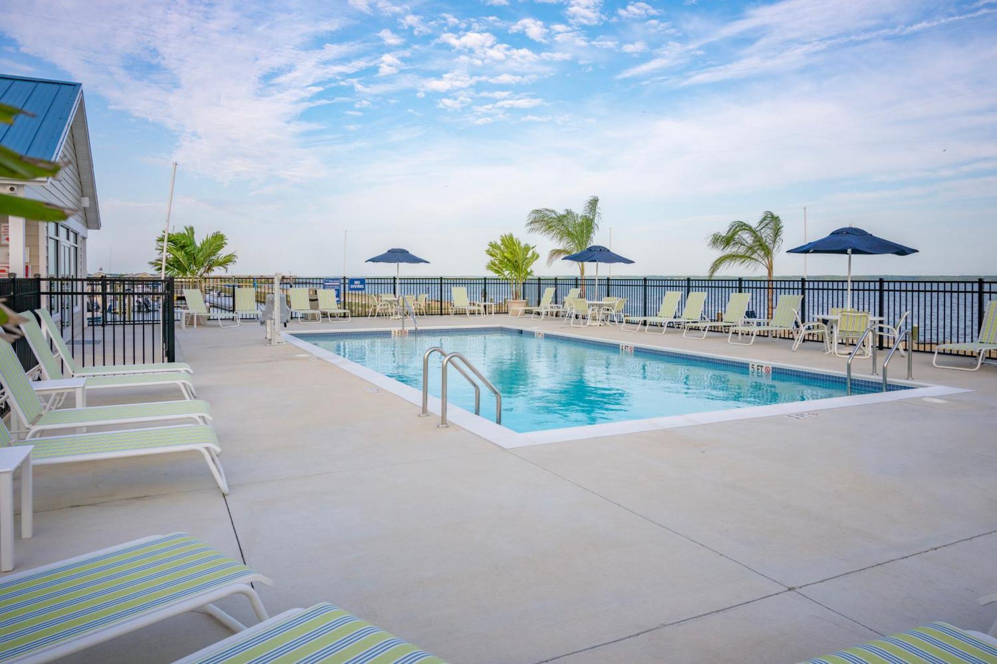 Blufin Bungalows & Marina Chincoteague Dış mekan fotoğraf