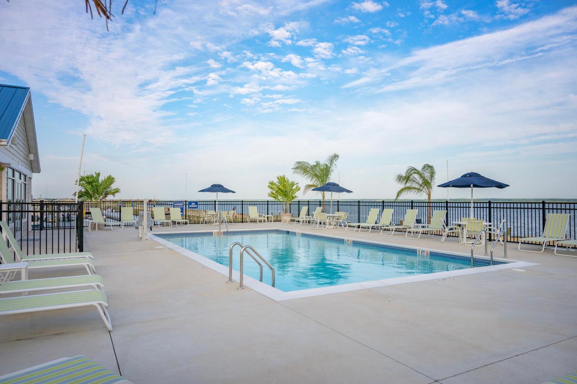Blufin Bungalows & Marina Chincoteague Dış mekan fotoğraf
